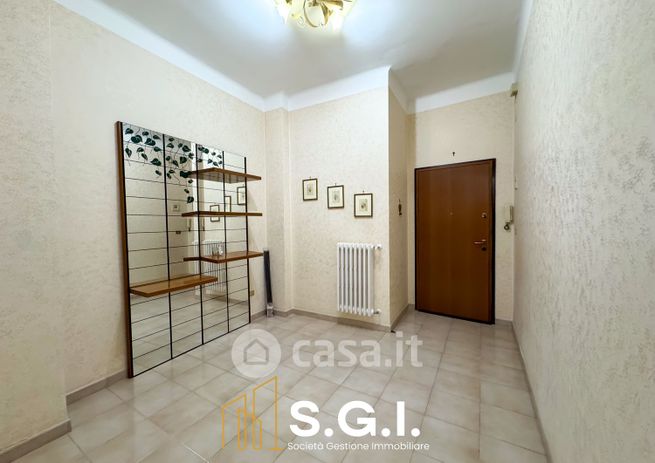 Appartamento in residenziale in Via Aristosseno 4