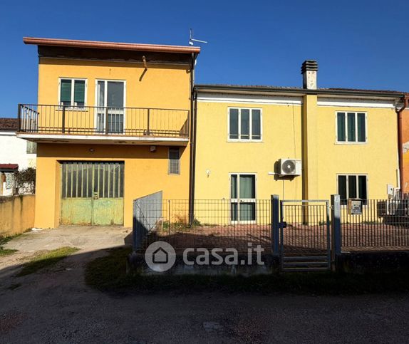 Casa indipendente in residenziale in Via Giuseppe Garibaldi 52