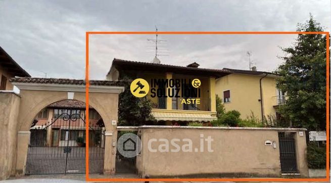 Casa bi/trifamiliare in residenziale in Via Toselli 19