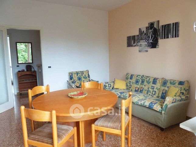 Appartamento in residenziale in Via Val Meduna