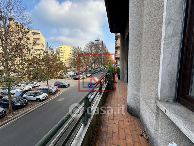 Appartamento in residenziale in Viale Marche 93