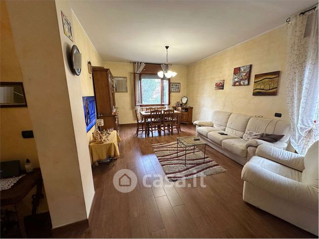 Casa bi/trifamiliare in residenziale in Via Marco Polo