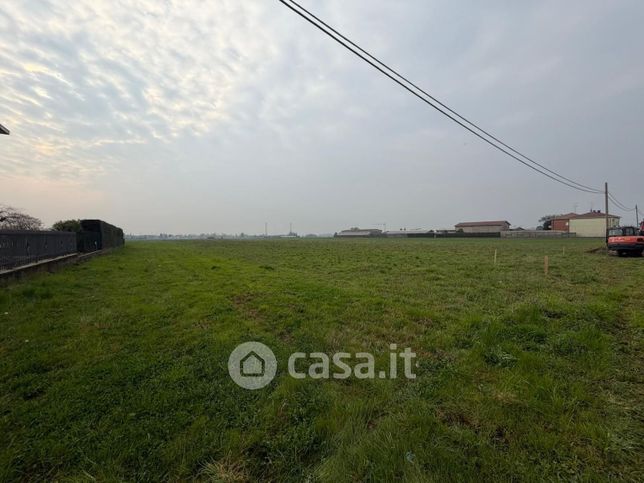 Terreno edificabile in residenziale in Via Silvio Pellico