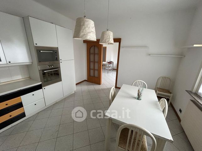 Appartamento in residenziale in Via Duca D'Aosta 47