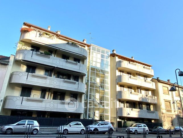 Appartamento in residenziale in Via A. Sciesa 23