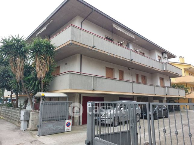 Appartamento in residenziale in Via Fratelli Bandiera 76