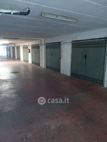 Box/posto auto in residenziale in Via Duilio Ottavi