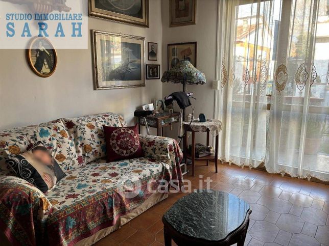 Casa indipendente in residenziale in Via Gino Lombardi 100