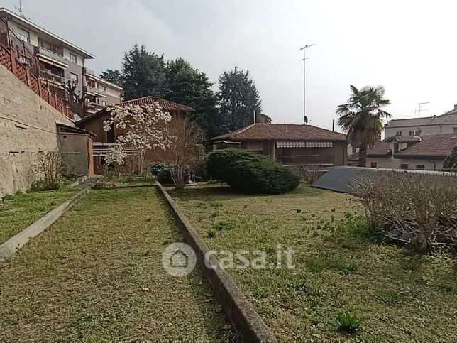 Casa indipendente in residenziale in Viale Porta Piacentina