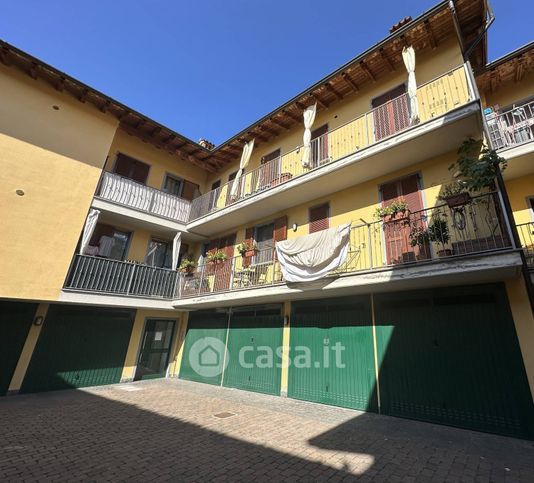 Appartamento in residenziale in Via Antonio Locatelli 6