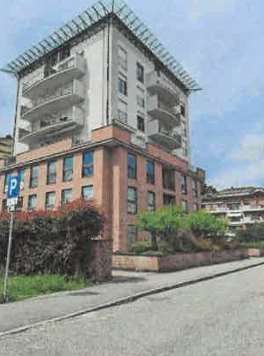 Box/posto auto in residenziale in Via Carlo Cattaneo 22