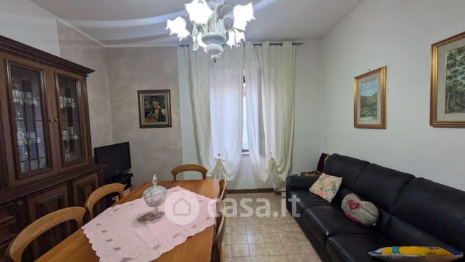 Appartamento in residenziale in Via Giuseppe Verdi 9