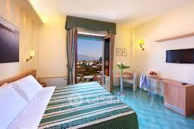 Attivitã /licenza (con o senza mura) in commerciale in 