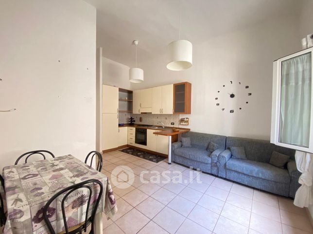 Appartamento in residenziale in Via Messapia