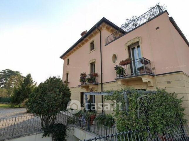 Appartamento in residenziale in Via Milone 21