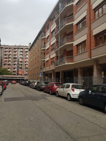 Garage/posto auto in residenziale in Via Cavallermaggiore 9