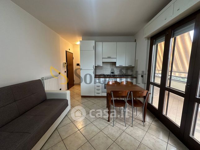 Appartamento in residenziale in Viale della Stazione