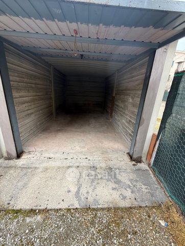 Box/posto auto in residenziale in Via Vittorio Veneto 1