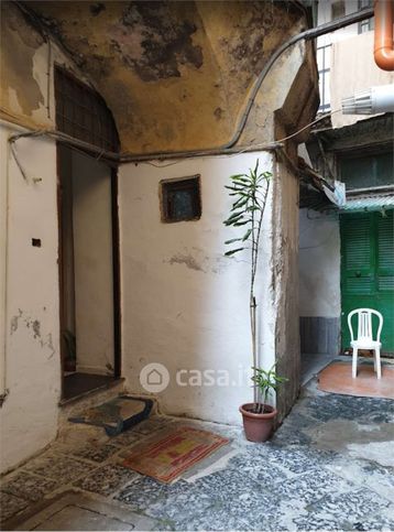 Appartamento in residenziale in Vico Santa Caterina a Formiello 20