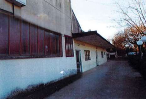 Capannone in commerciale in 
