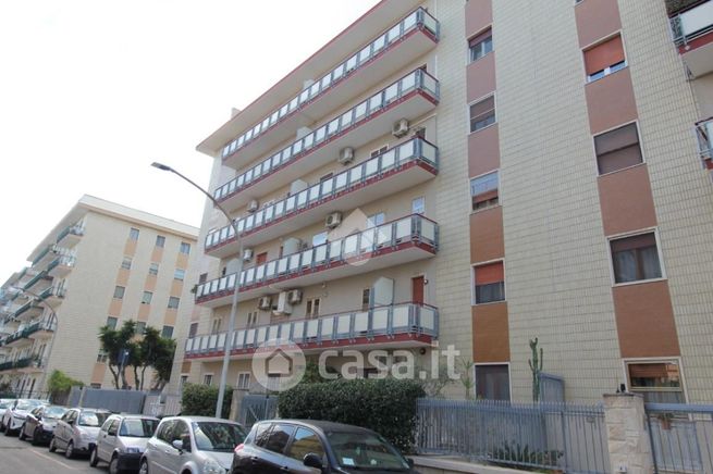 Appartamento in residenziale in Via Aspromonte 11