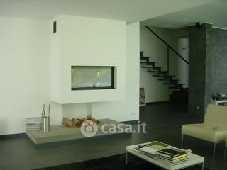 Villa in residenziale in Via san pio X