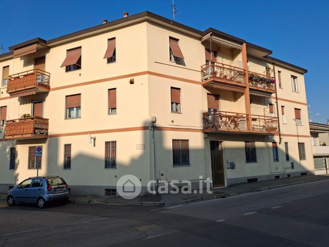 Appartamento in residenziale in Via Corridori 80