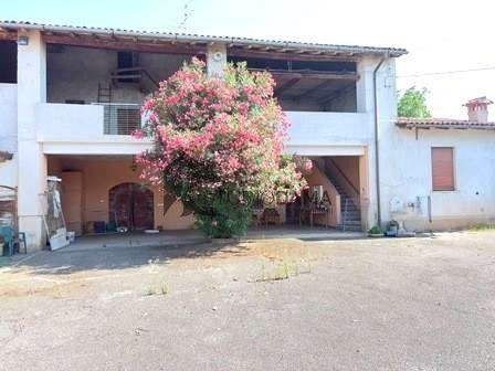 Rustico/casale in residenziale in