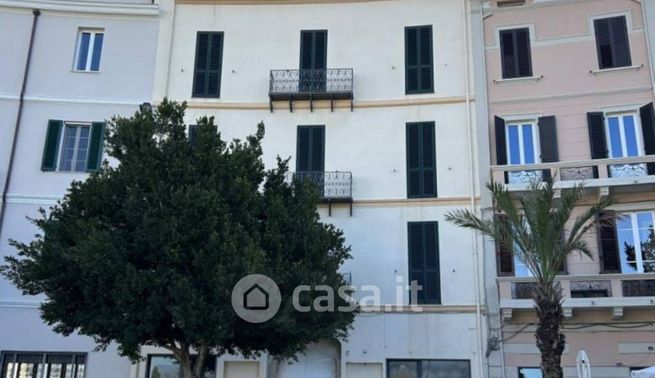 Appartamento in residenziale in Emiciclo Giuseppe Garibaldi 22