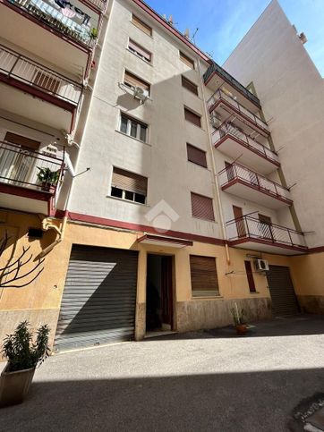 Appartamento in residenziale in Via Giorgio Arcoleo 40