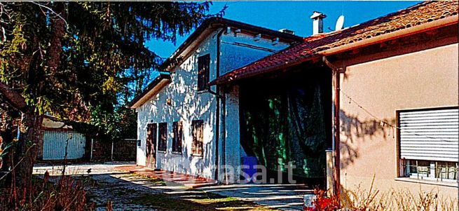 Casa indipendente in residenziale in Via Cesana 85