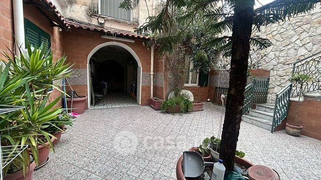 Appartamento in residenziale in Vico delle Fate a Foria