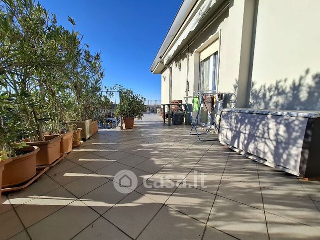 Appartamento in residenziale in Via Genova 2