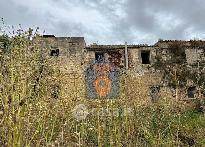 Rustico/casale in residenziale in Via Girolamo Savonarola
