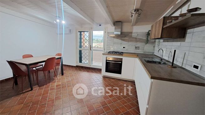 Appartamento in residenziale in Via Dipilo