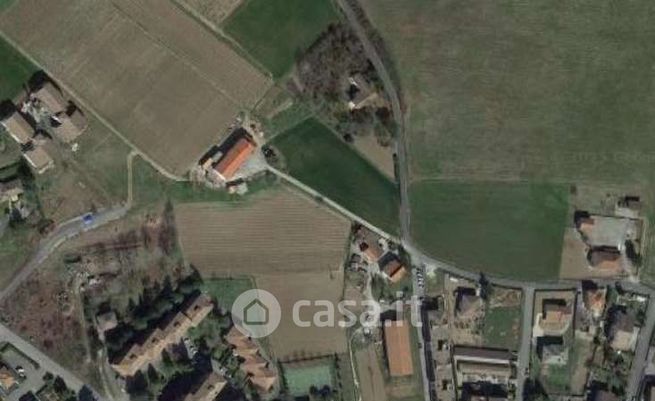 Box/posto auto in residenziale in Strada Fontana D'Orto