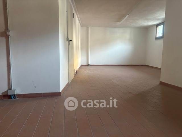Box/posto auto in residenziale in Via San Martino