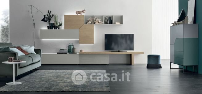 Casa indipendente in residenziale in 