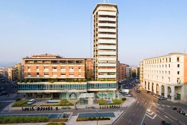 Box/posto auto in residenziale in Piazza Renato Simoni