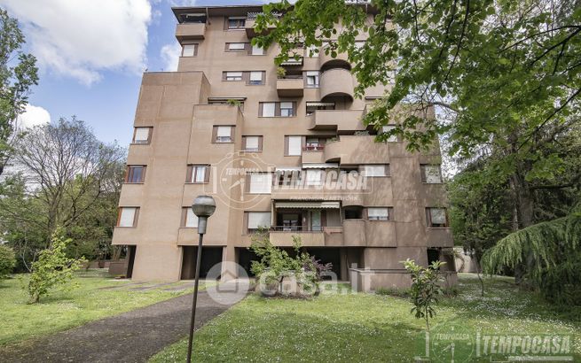 Appartamento in residenziale in Via Carlo Meda 46