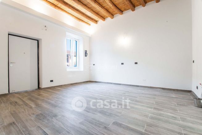 Appartamento in residenziale in Via Giovanni Ortelli