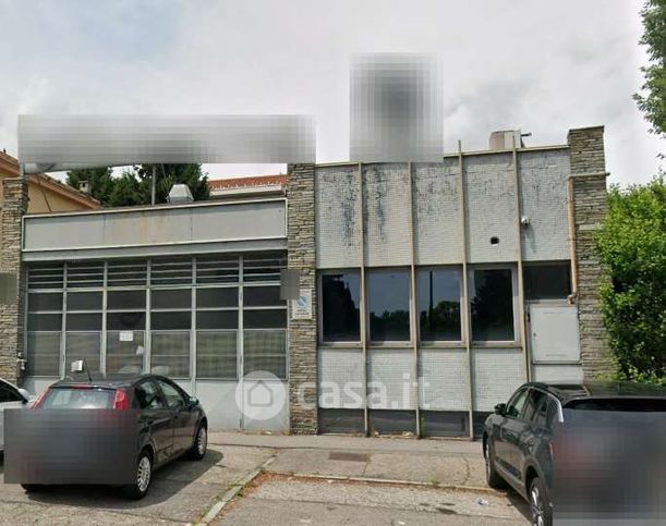 Capannone in commerciale in Corso Vercelli