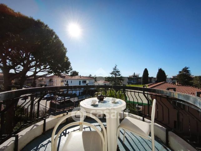 Appartamento in residenziale in Via Giulio Cesare 61