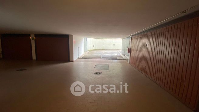 Box/posto auto in residenziale in Via Giuseppe Mazzini