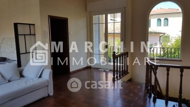 Casa bi/trifamiliare in residenziale in Via Giovanni Pascoli 174