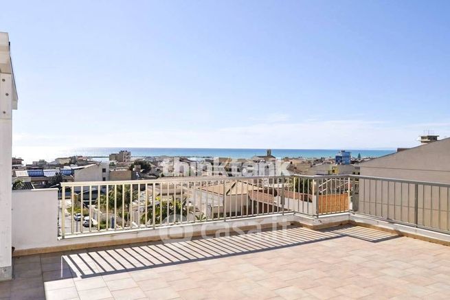 Appartamento in residenziale in Via Taranto