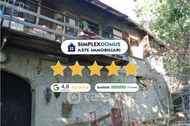 Villa in residenziale in Via Umberto Grosso