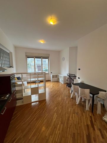 Appartamento in residenziale in Via Antonio Bazzini 23