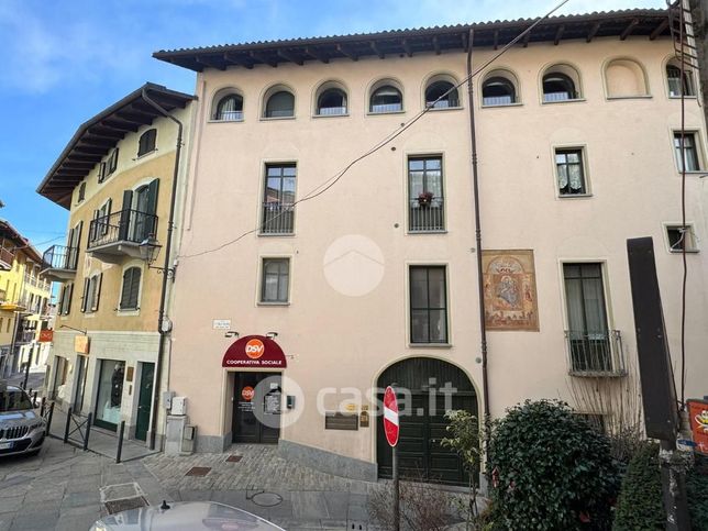 Appartamento in residenziale in Via F.Sclopis 12