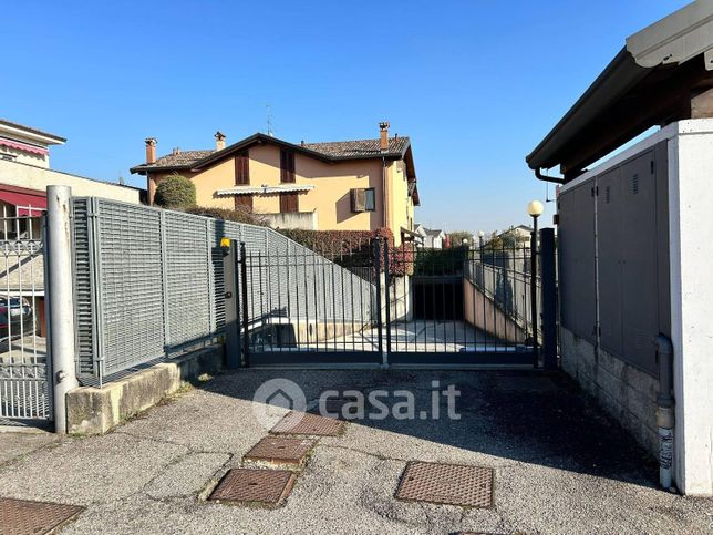 Appartamento in residenziale in Via Tommaso Grossi 23 /A